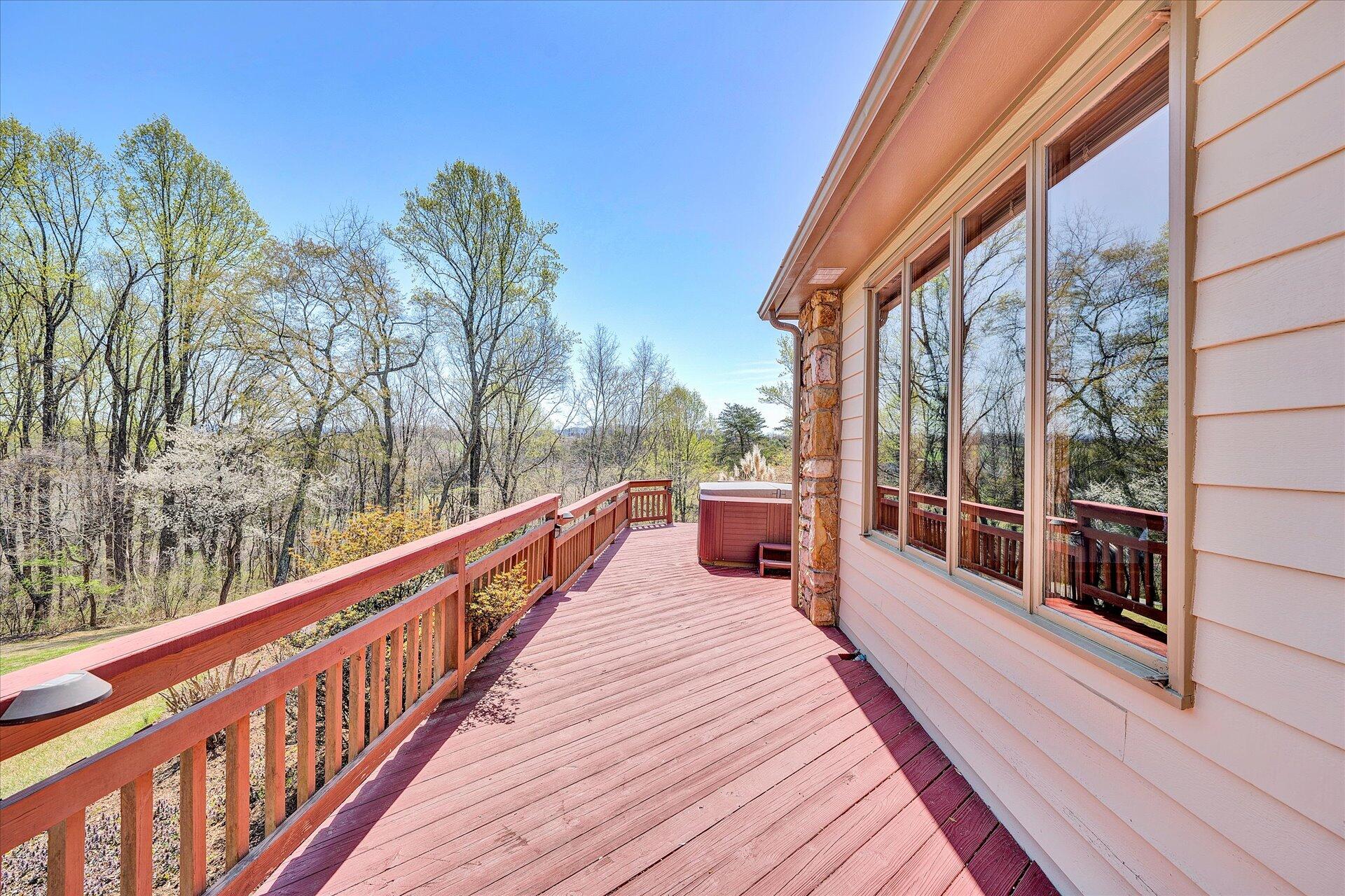 184 Sprinkle Road Fincastle, VA 24090 - Photo 8 of 66 08-DSC00043
