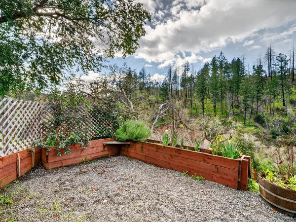 $2,100,000 | 11641 Highway 128, Healdsburg, CA 95448