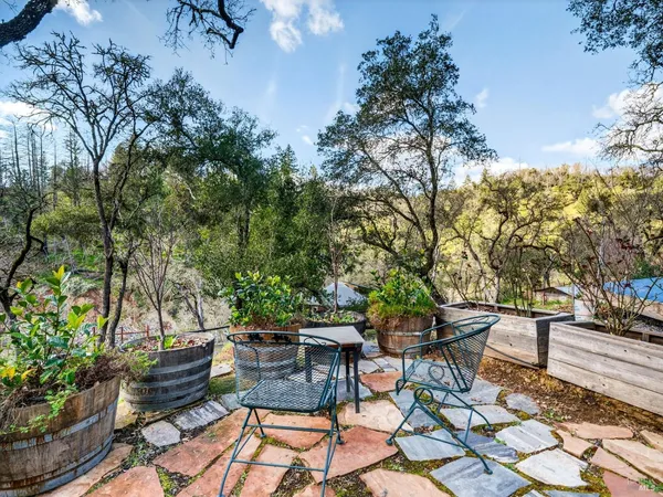 $2,100,000 | 11641 Highway 128, Healdsburg, CA 95448