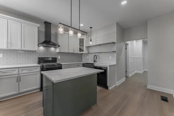 $539,000 | 2226 West 24th Street, Chicago, IL 60608