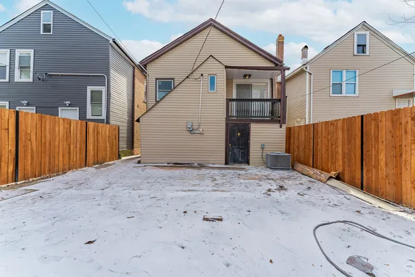 $539,000 | 2226 West 24th Street, Chicago, IL 60608