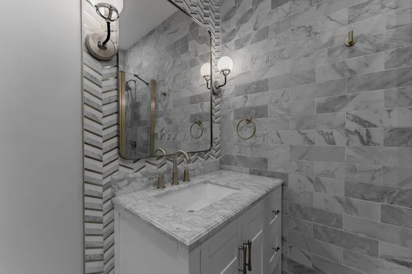 $539,000 | 2226 West 24th Street, Chicago, IL 60608