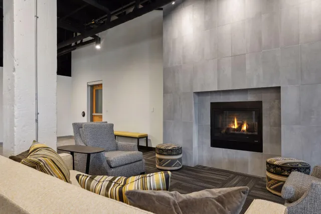 $2,895 | 401 North 2nd Street, Unit 317, Minneapolis, MN 55401