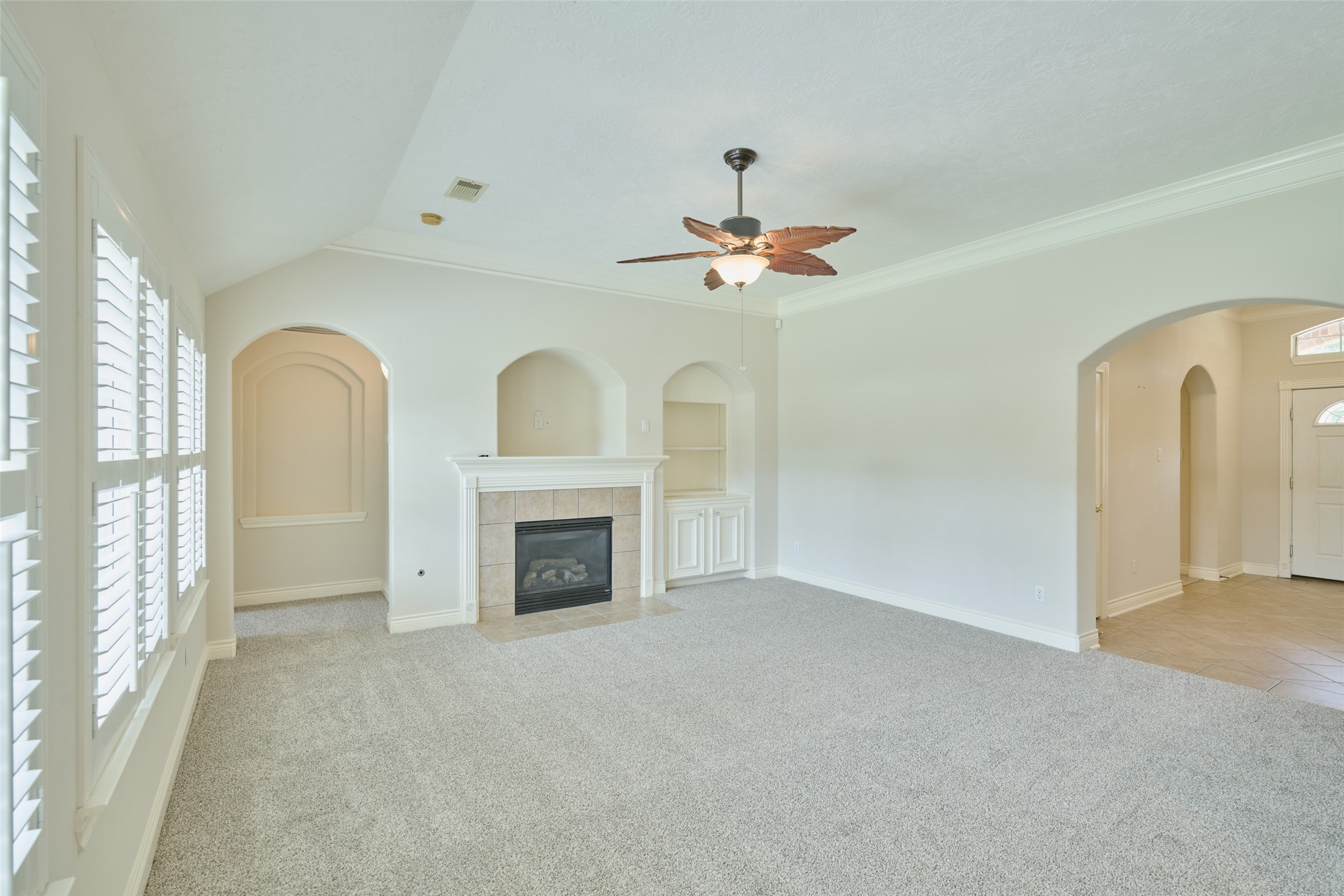 12302 Walden Road Montgomery, TX 77356 - Photo 13 of 37