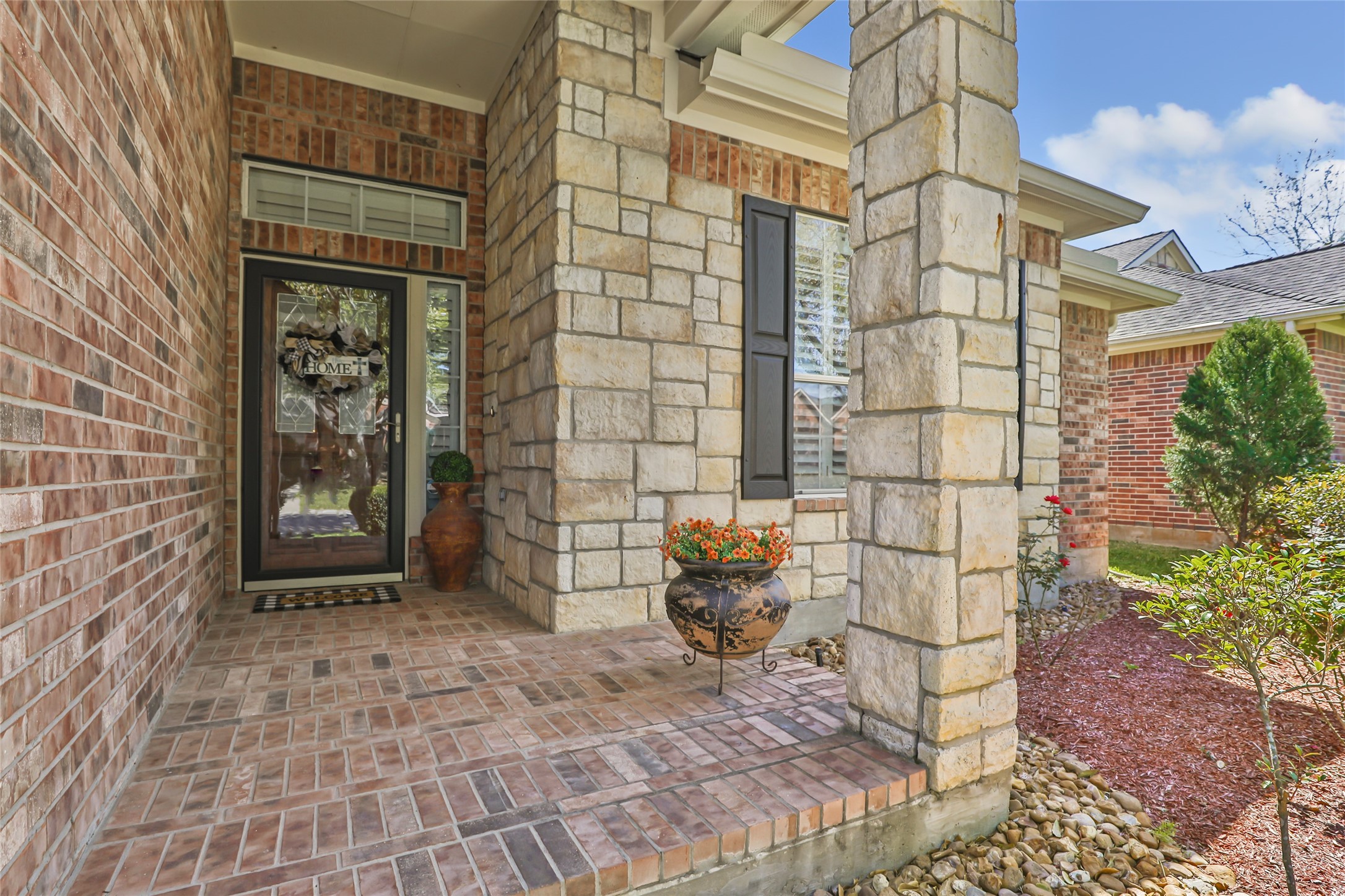 25605 Dartmaker Court Porter, TX 77365 - Photo 4 of 34 a backyard of a house with seating space