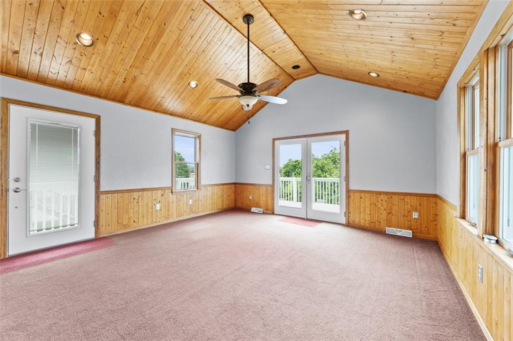 5 Kalyn Court Irwin, PA 15642 - Photo 22 of 40 Great room addition with doors to rear deck