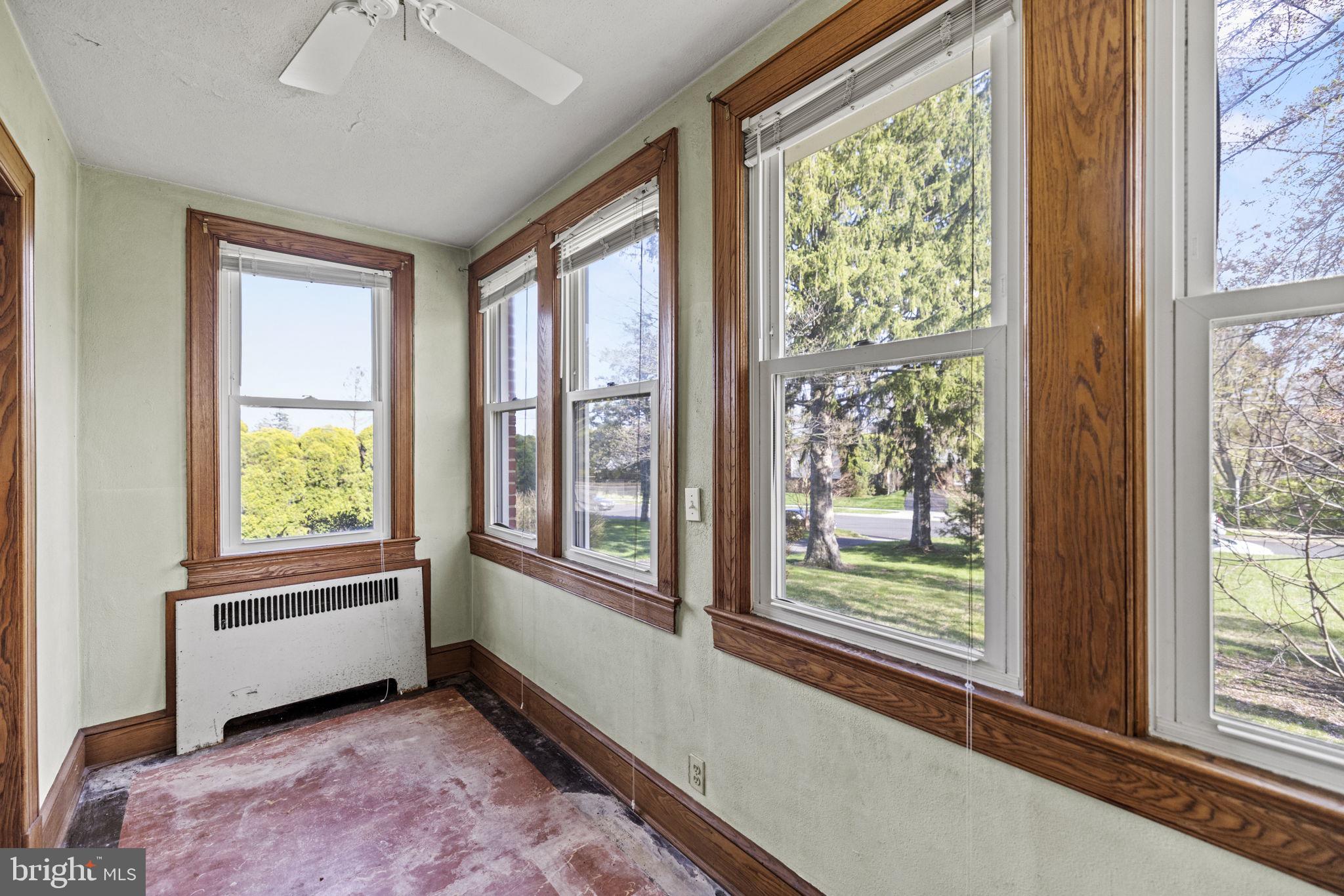 11101 Montgomery Road Beltsville, MD 20705 - Photo 15 of 38 Sunroom