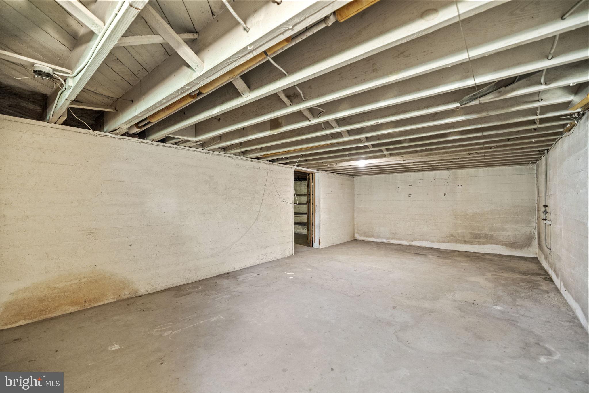 11101 Montgomery Road Beltsville, MD 20705 - Photo 32 of 38