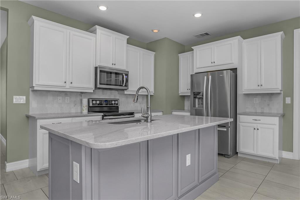 28358 Captiva Shell Loop Bonita Springs, FL 34135 - Photo 17 of 49