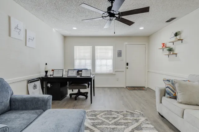 $330,000 | 2822 23rd Street, Lubbock, TX 79410