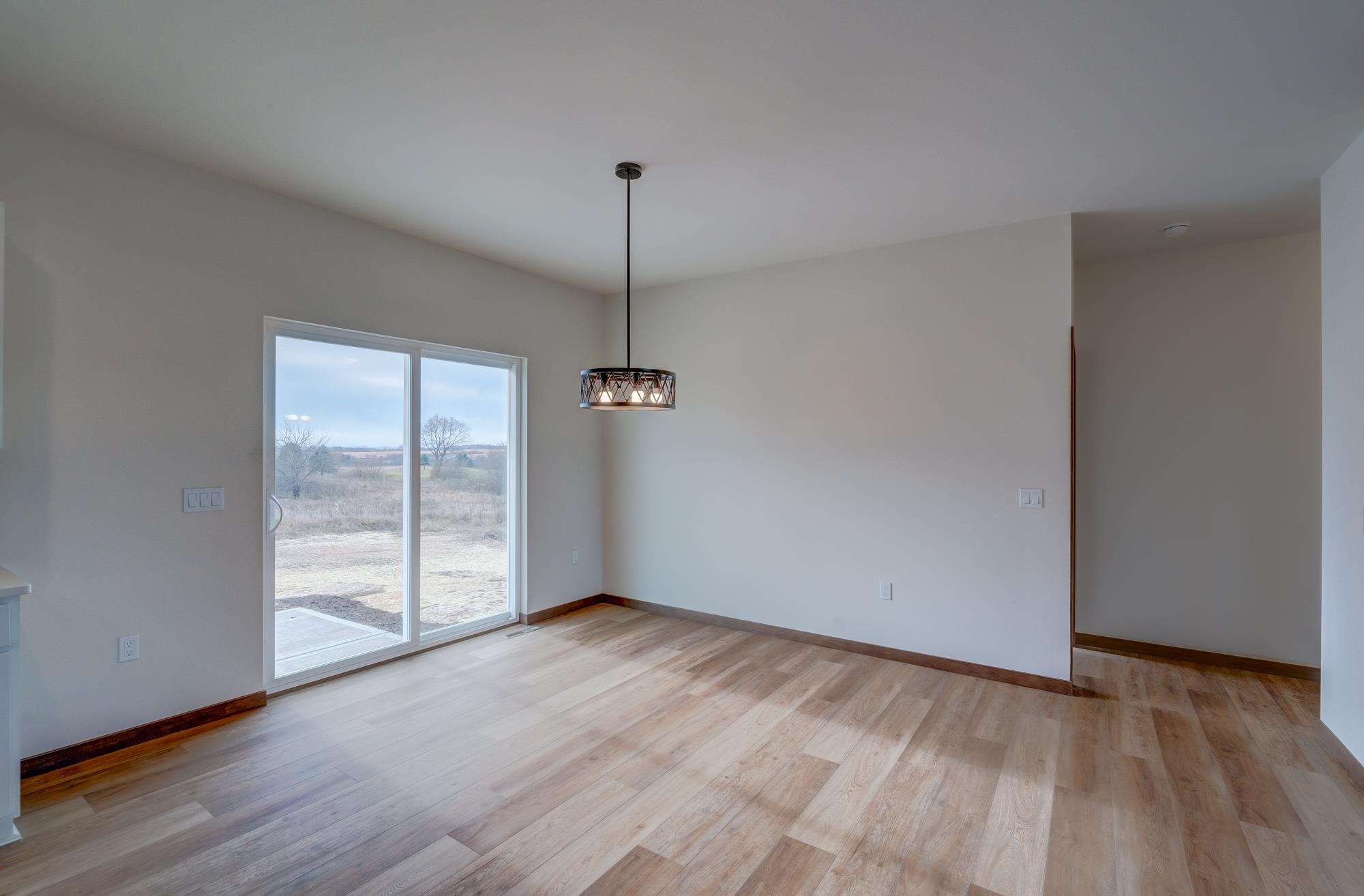 103 Graelyn Barneveld, WI 53507 - Photo 19 of 36