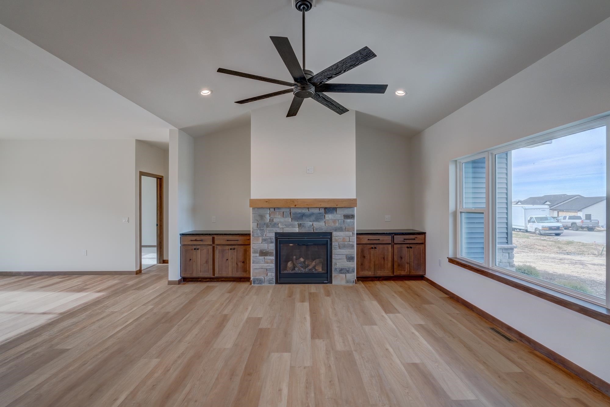 103 Graelyn Barneveld, WI 53507 - Photo 2 of 35