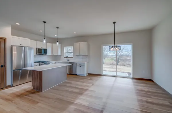 $575,000 | 103 Graelyn, Barneveld, WI 53507