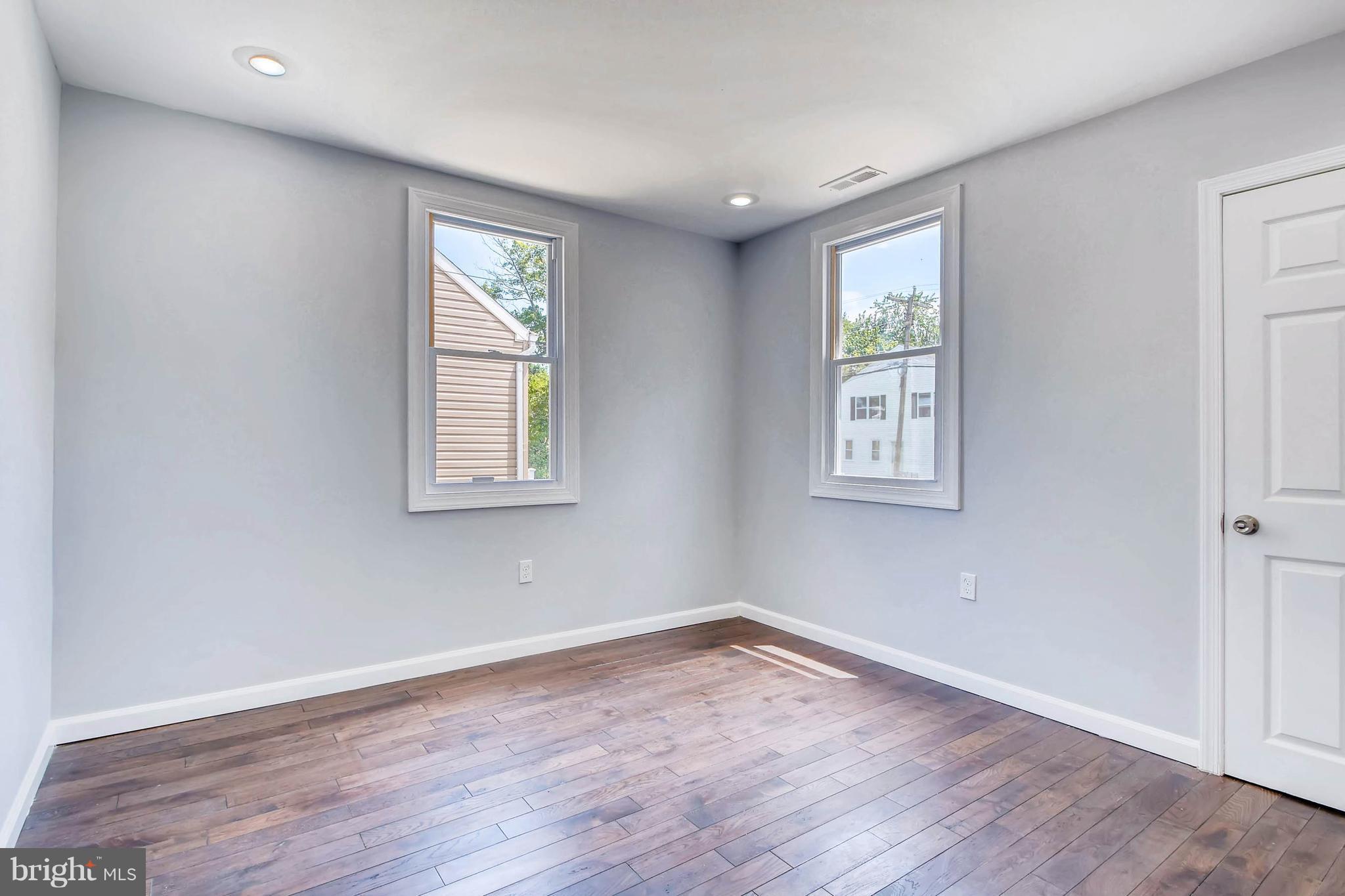 10 Village Road Pikesville, MD 21208 - Photo 16 of 28 Bright & beautiful