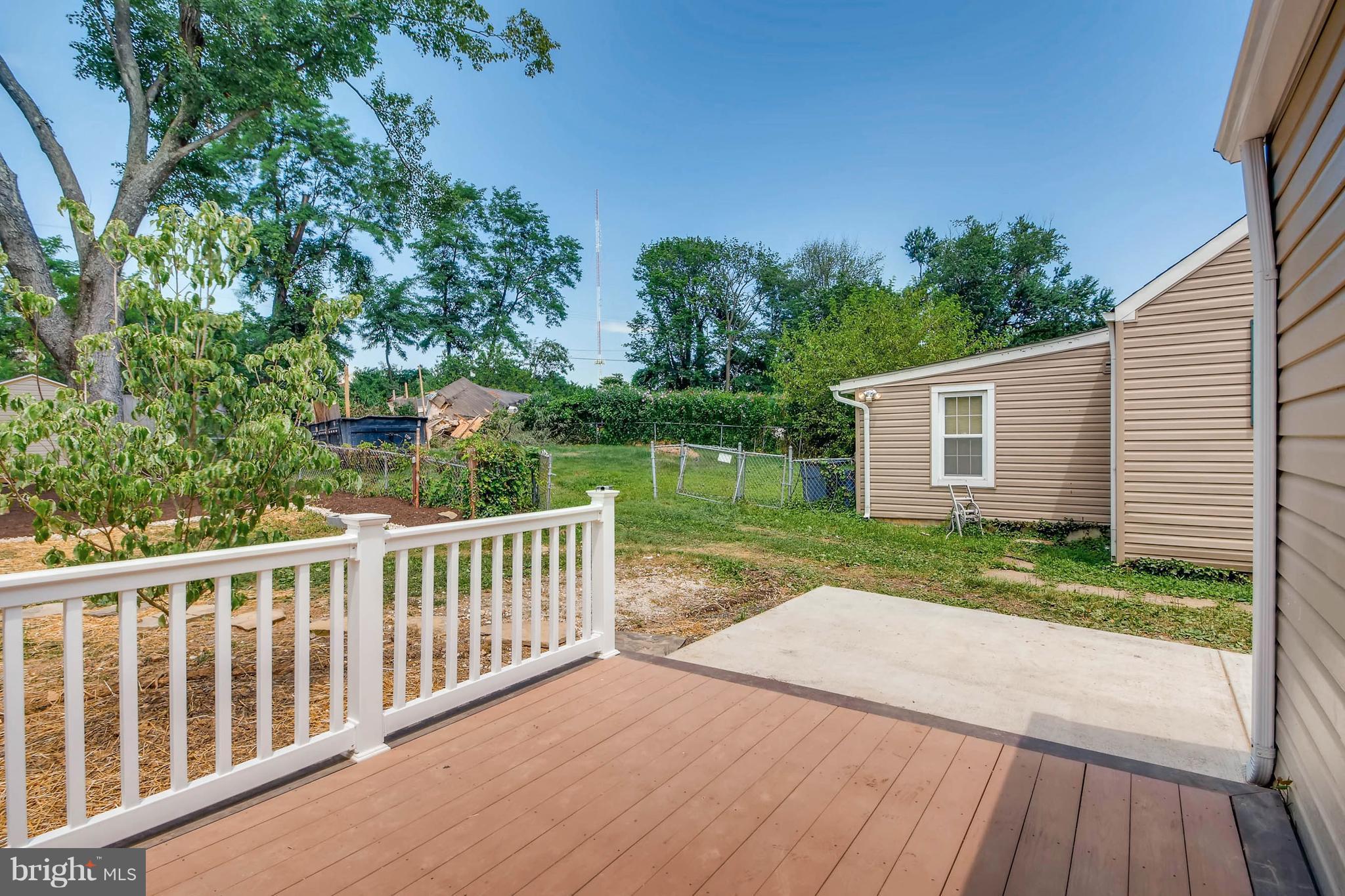 10 Village Road Pikesville, MD 21208 - Photo 25 of 28 private deck overlooking amazing yard