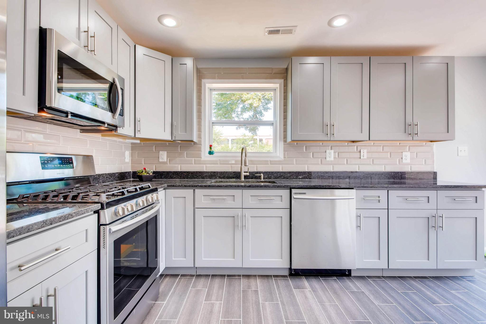 10 Village Road Pikesville, MD 21208 - Photo 4 of 28 Sheek