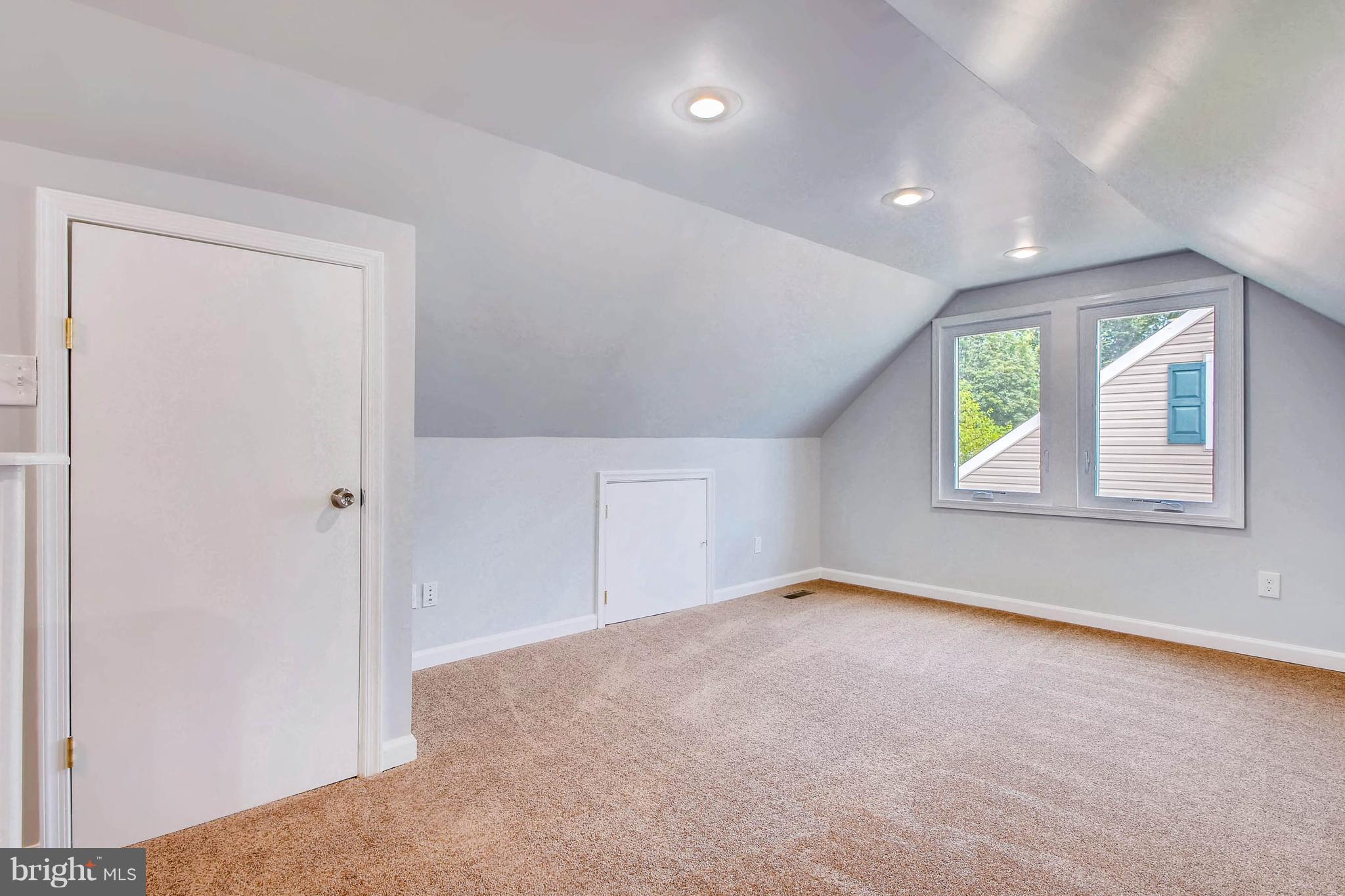 10 Village Road Pikesville, MD 21208 - Photo 10 of 28 entire upper level is Master Suite