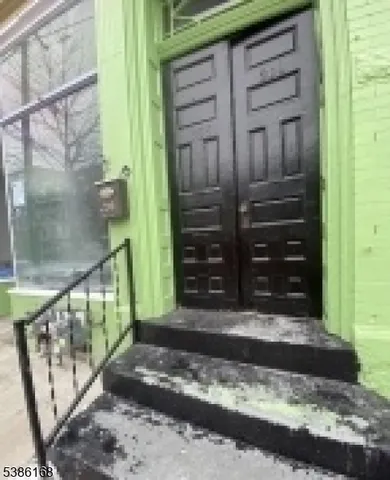a view of a entryway door of the house