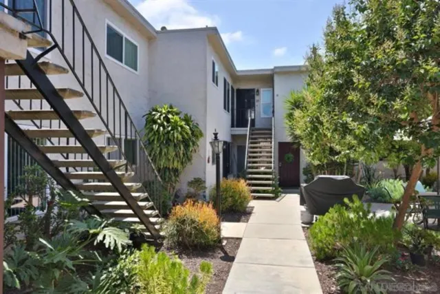$2,400 | 4262 Wilson Avenue, Unit 6, San Diego, CA 92104