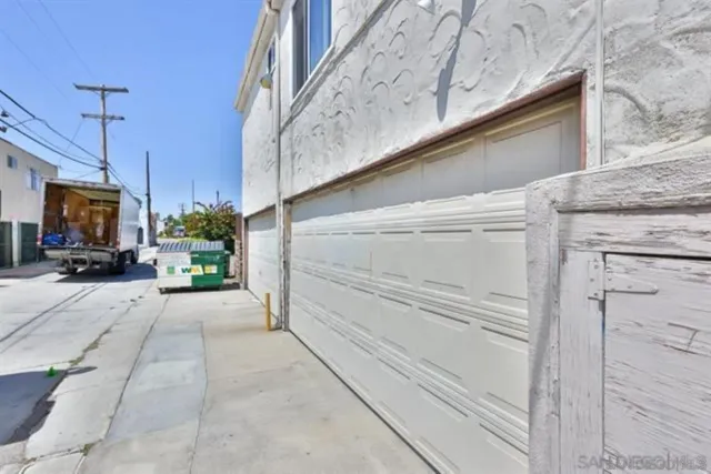 $2,400 | 4262 Wilson Avenue, Unit 6, San Diego, CA 92104