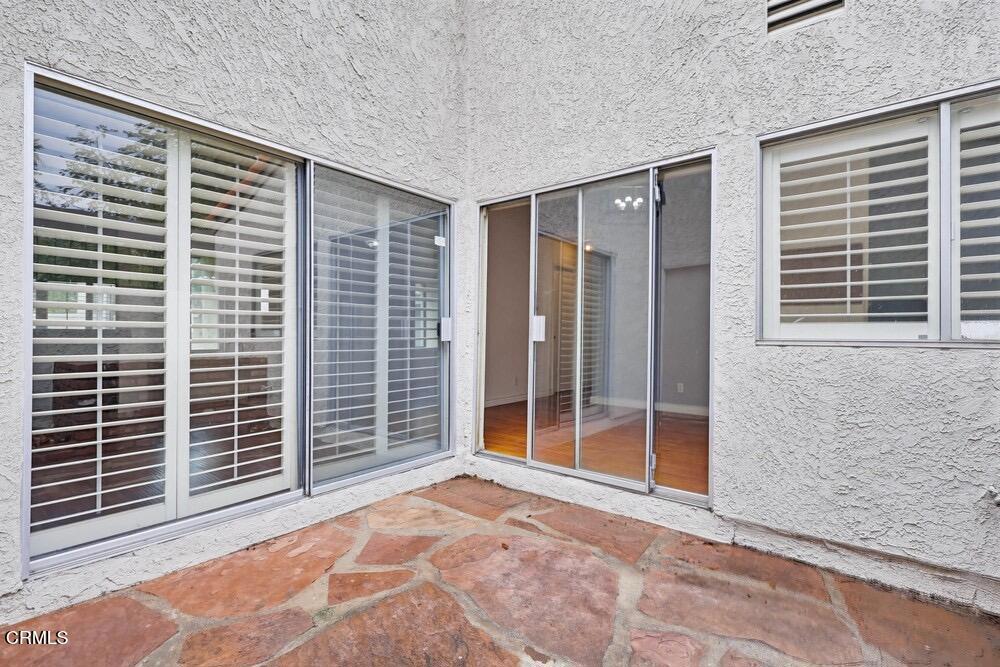 19509 Rinaldi Street, Unit 59 Porter Ranch, CA 91326 - Photo 21 of 47 19509-rinaldi-st-unit-59-052_web