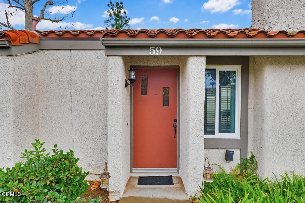 19509 Rinaldi Street, Unit 59 Porter Ranch, CA 91326 - Photo 5 of 47 19509-rinaldi-st-unit-59-004_web