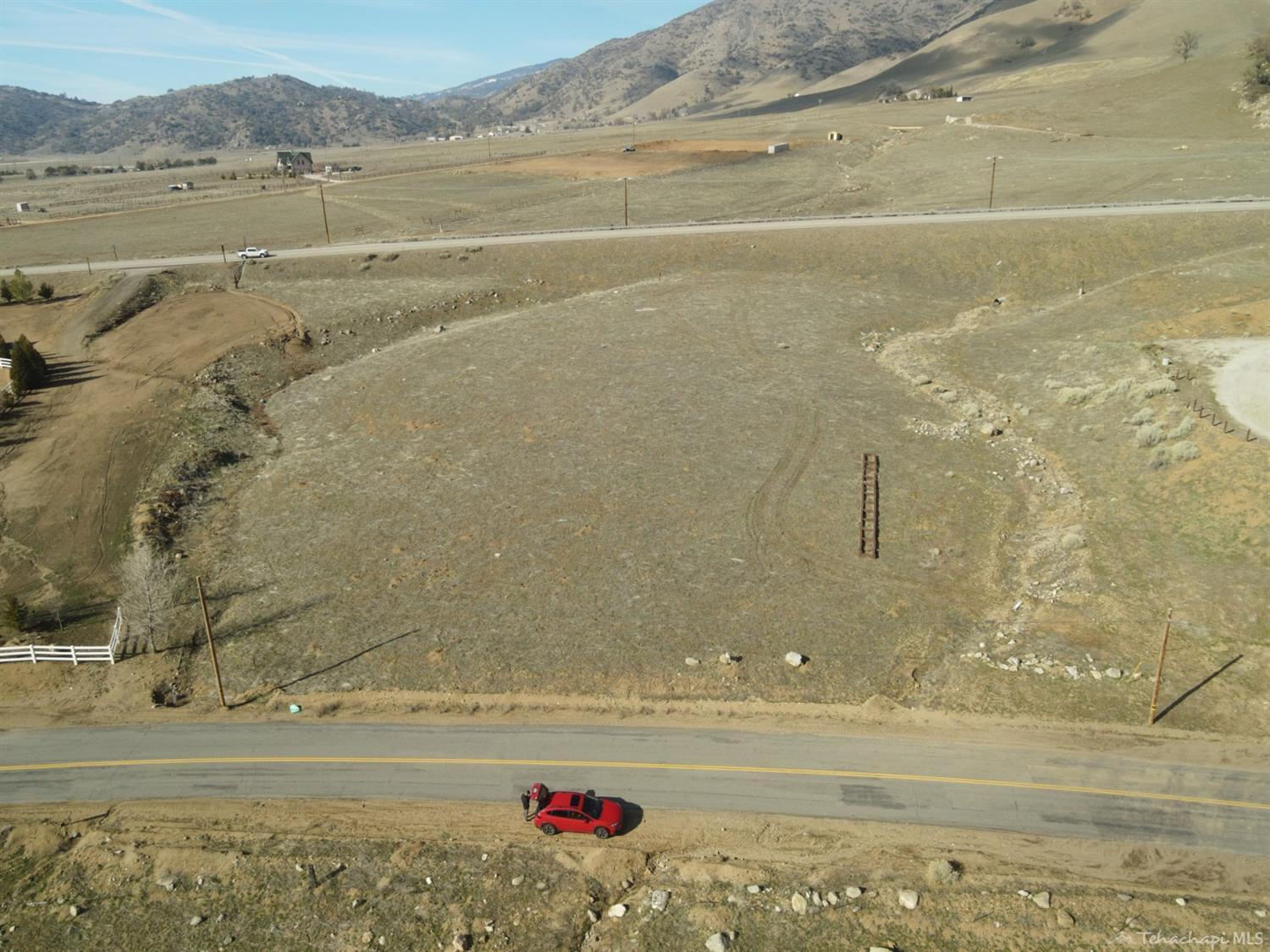 Cummings Valley Road Tehachapi, CA 93561 - Photo 1 of 9 2650ac31-01f9-4b81-83c2-be7852820e8b