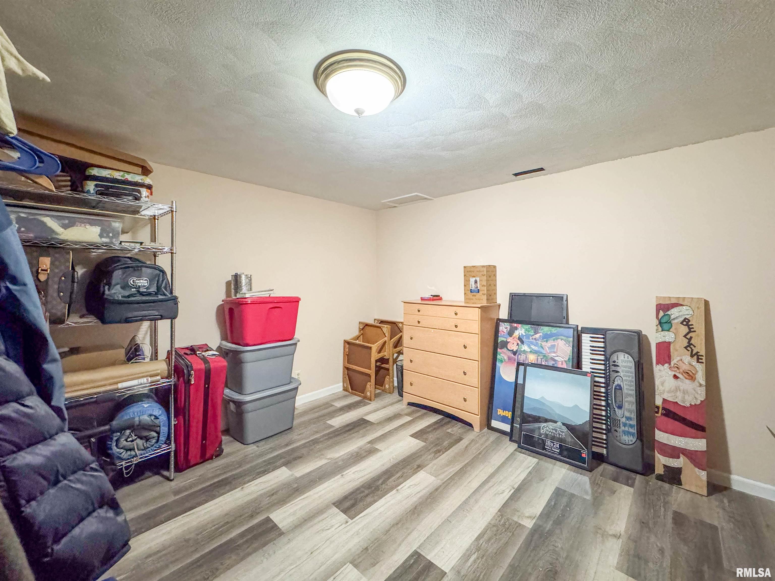 718 Taylor Street Morton, IL 61550 - Photo 22 of 32 Gallery Image 22