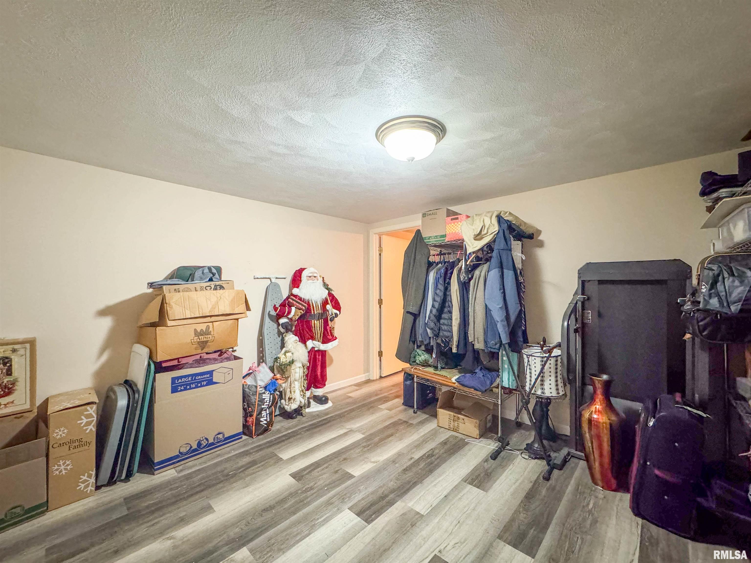 718 Taylor Street Morton, IL 61550 - Photo 23 of 32 Gallery Image 23