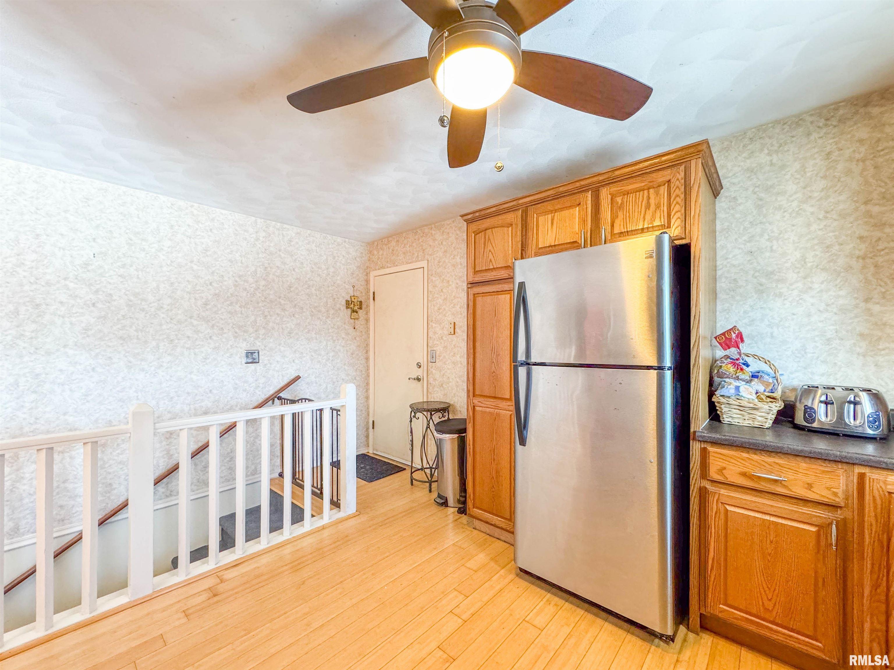 718 Taylor Street Morton, IL 61550 - Photo 9 of 32 Gallery Image 9