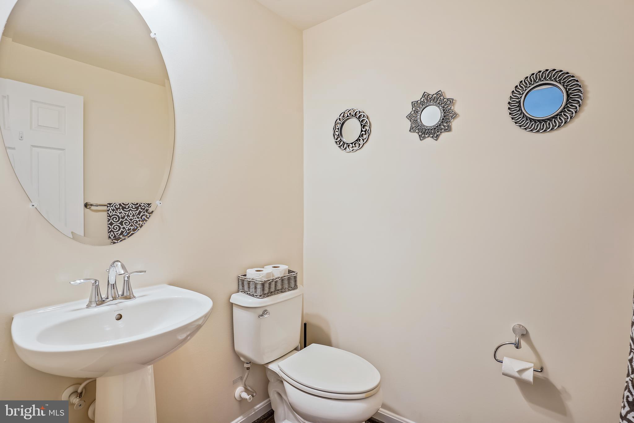 16063 Crossed Talons Road Woodbridge, VA 22193 - Photo 33 of 84 Gallery Image 33