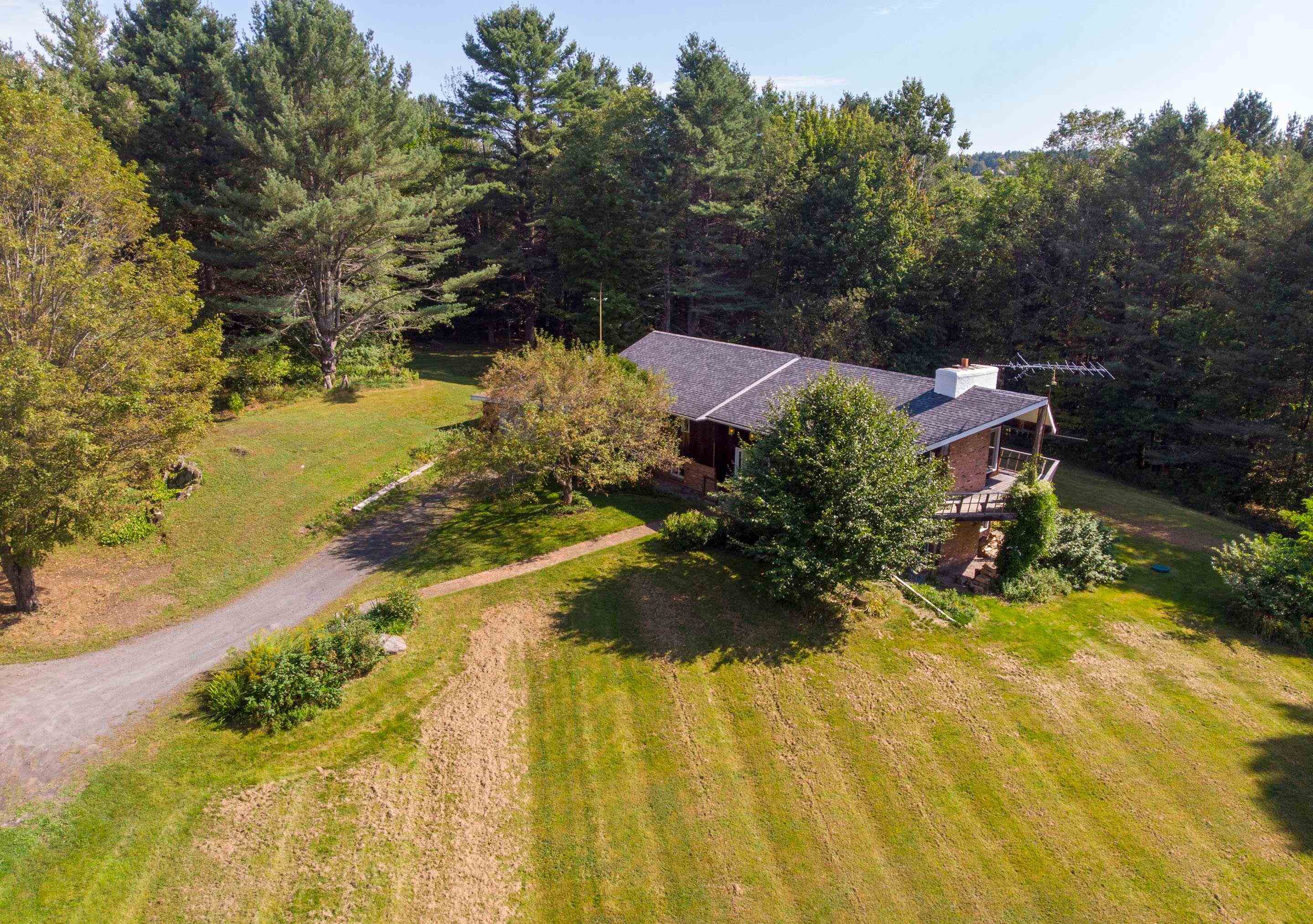 300 Center Road East Montpelier, VT 05602 - Photo 1 of 36