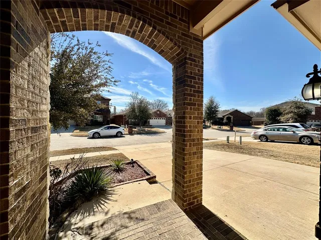 $2,500 | 5205 Glen Meadow Drive, Arlington, TX 76001