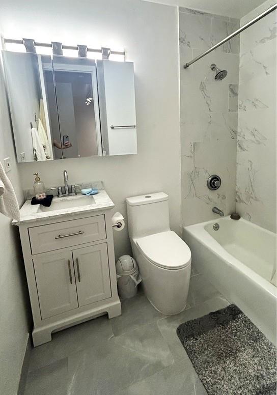 350 West 50th Street, Unit 14C Manhattan, NY 10019 - Photo 6 of 13