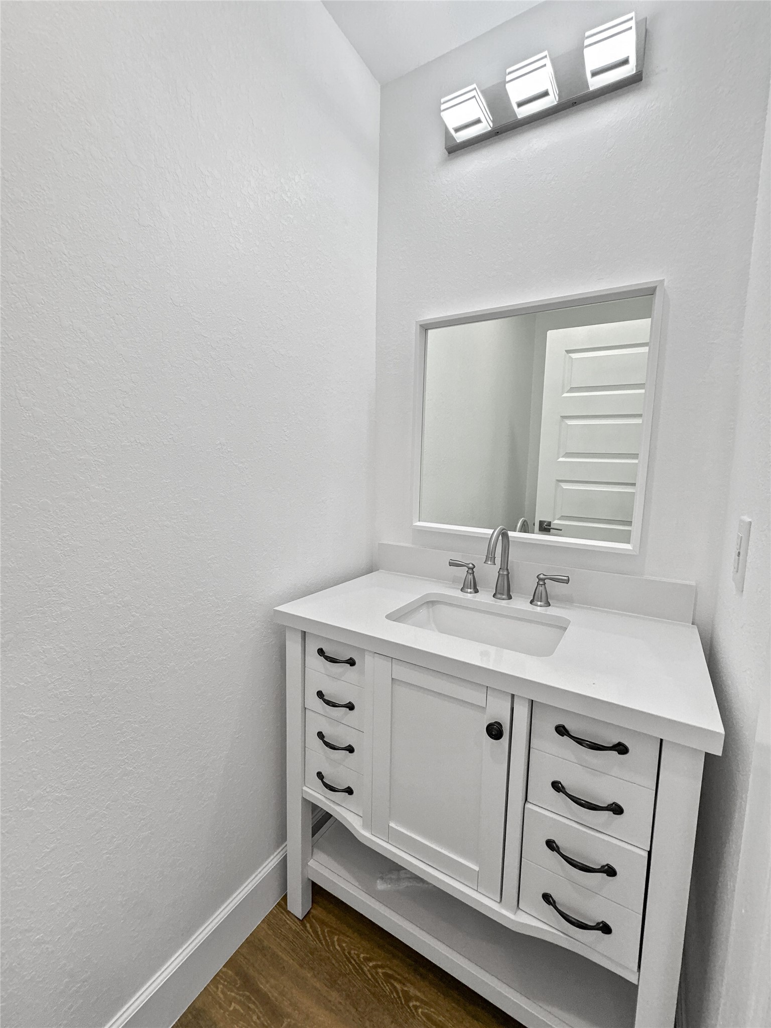 8141 Jeffery Street Houston, TX 77028 - Photo 11 of 35