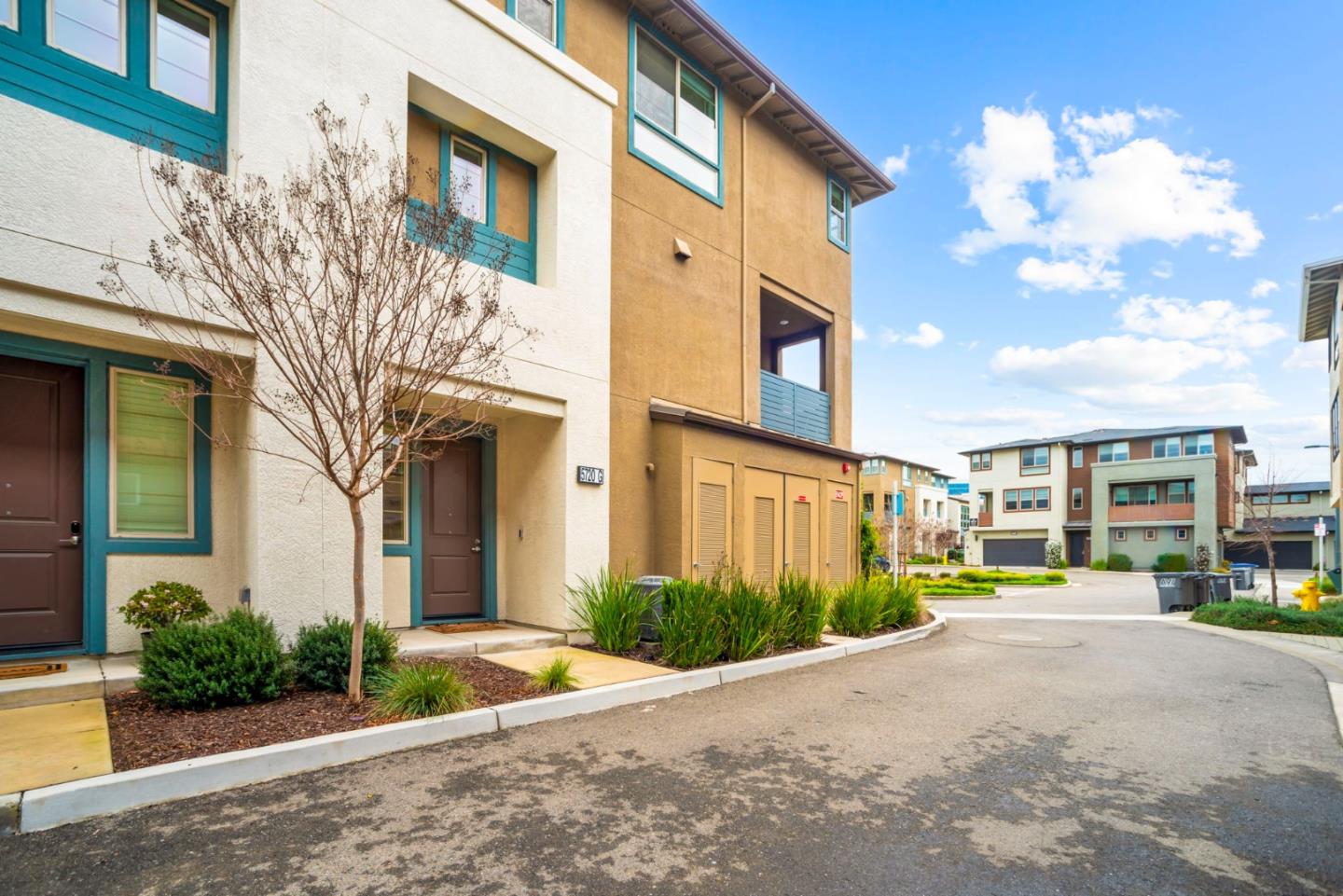 5720 Greige Circle, Unit G Dublin, CA 94568 - Photo 3 of 53
