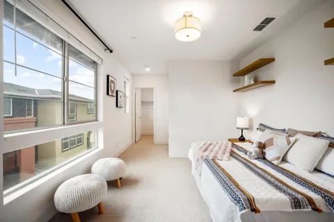 $1,049,888 | 5720 Greige Circle, Unit G, Dublin, CA 94568