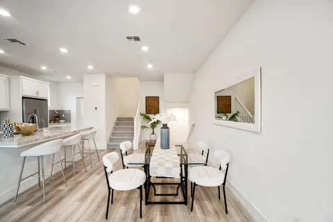 $1,049,888 | 5720 Greige Circle, Unit G, Dublin, CA 94568