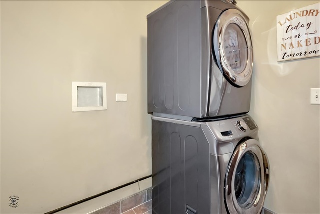 25405 Spring Street Manhattan, IL 60442 - Photo 29 of 36 a utility room with dryer and washer