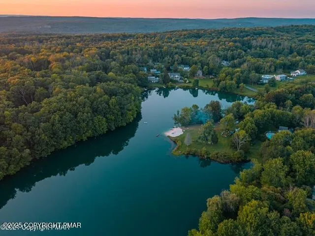 $659,900 | 155 Kimberleigh Court, East Stroudsburg, PA 18301