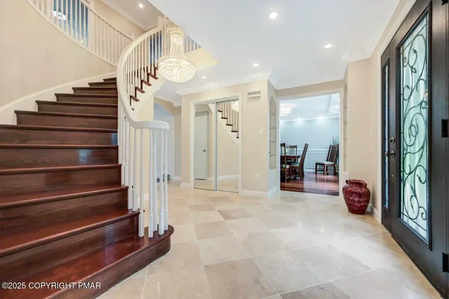 $659,900 | 155 Kimberleigh Court, East Stroudsburg, PA 18301