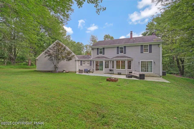 $659,900 | 155 Kimberleigh Court, East Stroudsburg, PA 18301