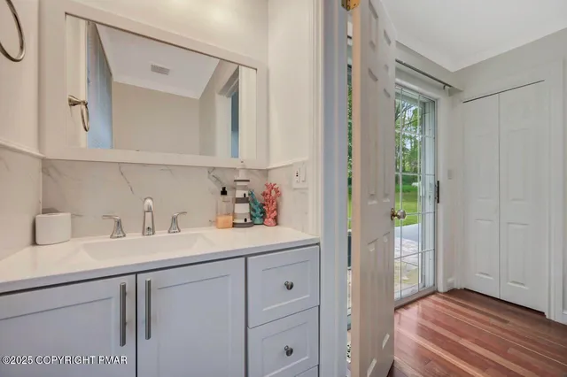 $659,900 | 155 Kimberleigh Court, East Stroudsburg, PA 18301