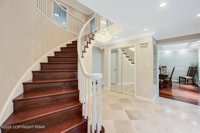 $659,900 | 155 Kimberleigh Court, East Stroudsburg, PA 18301