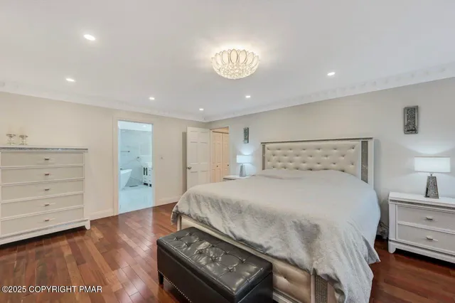 $659,900 | 155 Kimberleigh Court, East Stroudsburg, PA 18301