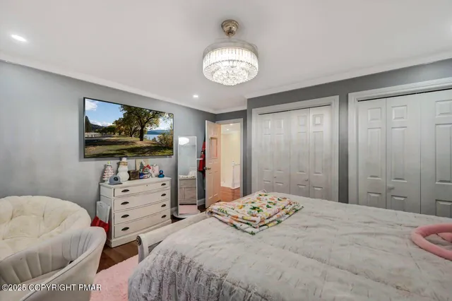 $659,900 | 155 Kimberleigh Court, East Stroudsburg, PA 18301