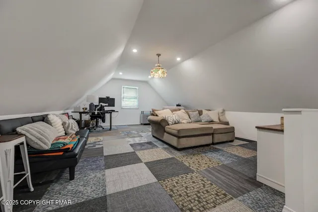 $659,900 | 155 Kimberleigh Court, East Stroudsburg, PA 18301