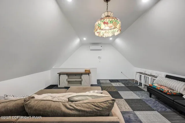 $659,900 | 155 Kimberleigh Court, East Stroudsburg, PA 18301