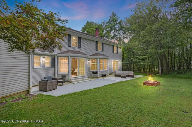 $659,900 | 155 Kimberleigh Court, East Stroudsburg, PA 18301