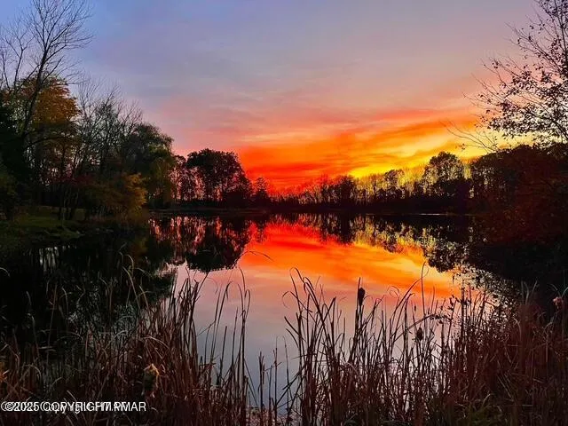 $659,900 | 155 Kimberleigh Court, East Stroudsburg, PA 18301